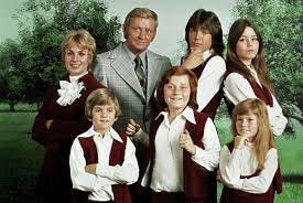 Suzanne Crough, child star on 'The Partridge Family,' dies at 52 - Los  Angeles Times