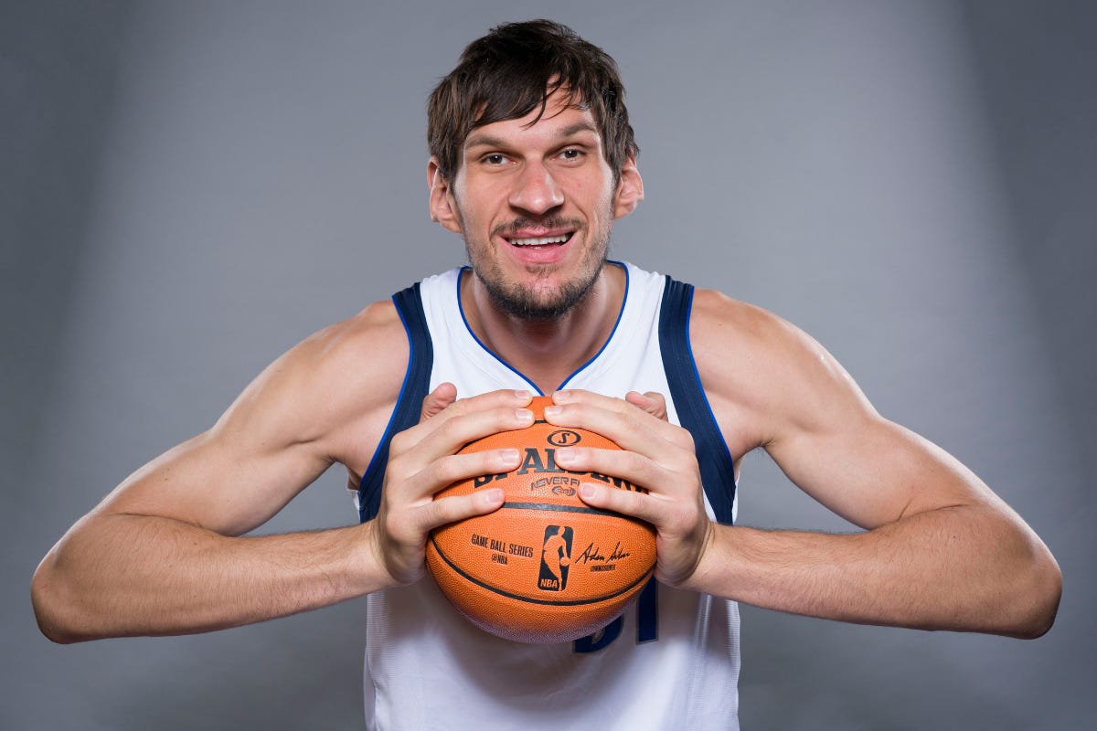 Boban Marjanovic Hands: NBA's Biggest Mitts & Infectious Personality |  Fanbuzz