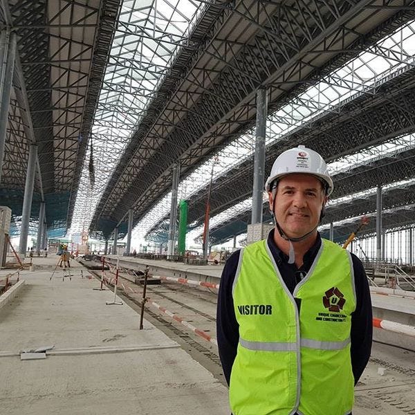 Yours Truly at the Bang Sue construction site.