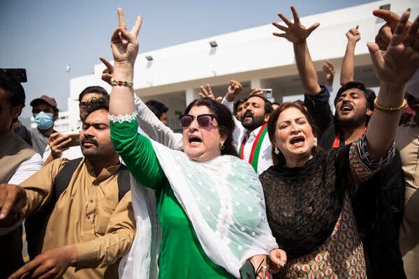 Supporters of Pakistan’s ruling party chanting anti-American slogans in Islamabad on Sunday.