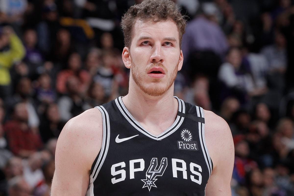 Jakob Poeltl is out with a sprained MCL - Pounding The Rock