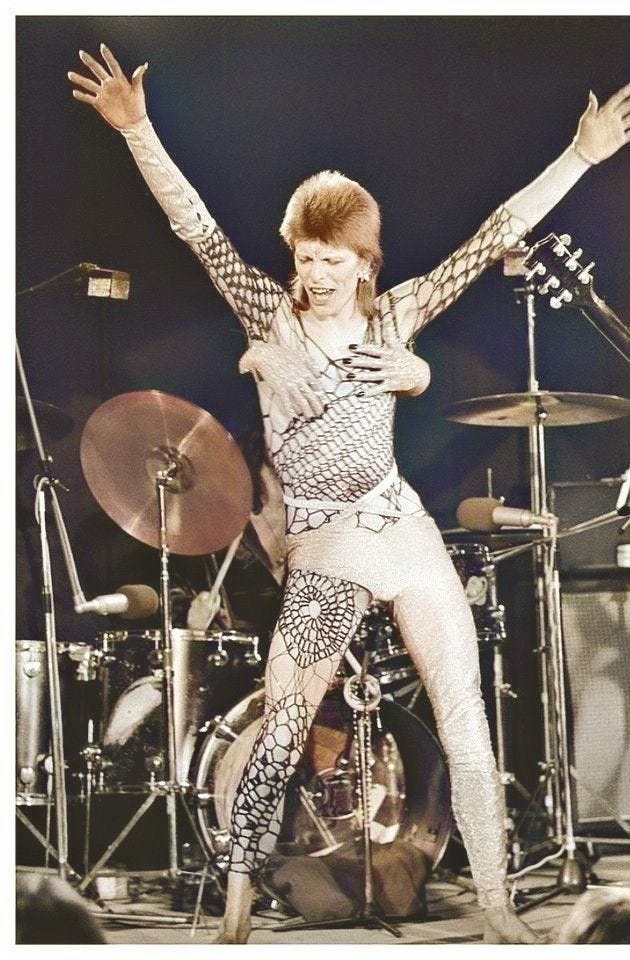 David Bowie, 1980 Floor Show 1973 | Best of david bowie, David bowie, Bowie