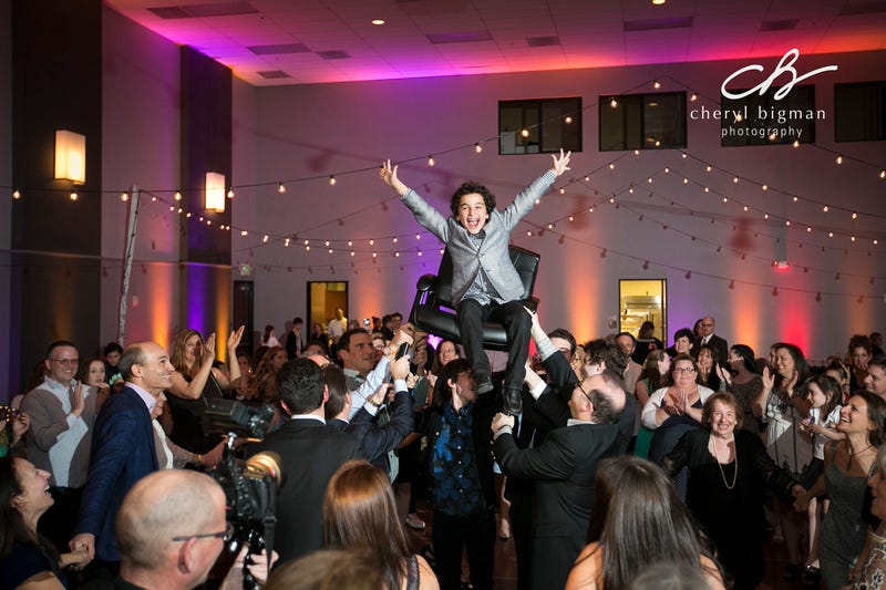 Cheryl Bigman Photography | Tales from a San Francisco Bar Mitzvah  Photographer - 3 Ways NOT to do the Hora