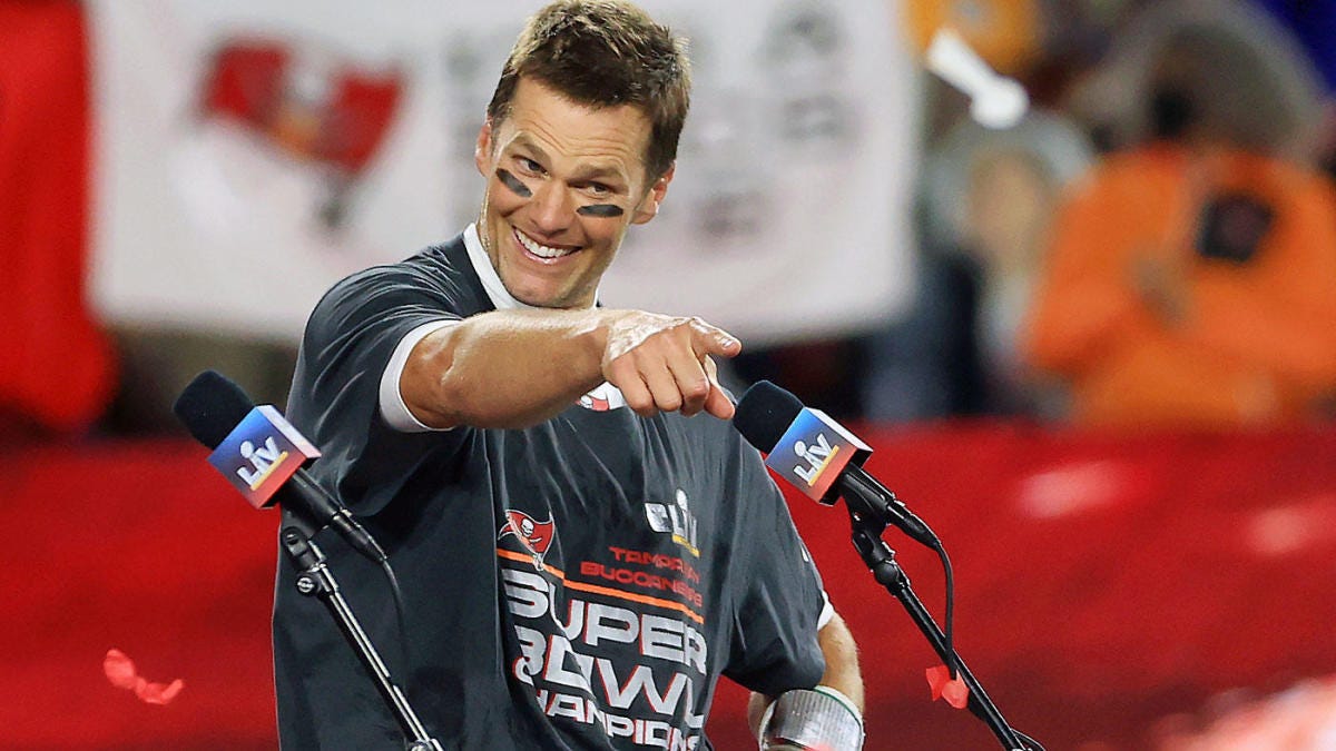 Tom Brady launching NFT company, bringing together top ...