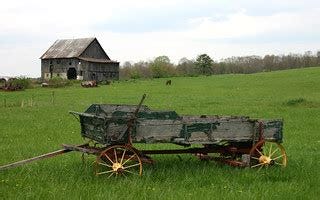Old Farm in Virginia | A lovely old Wagon on an old farm ...