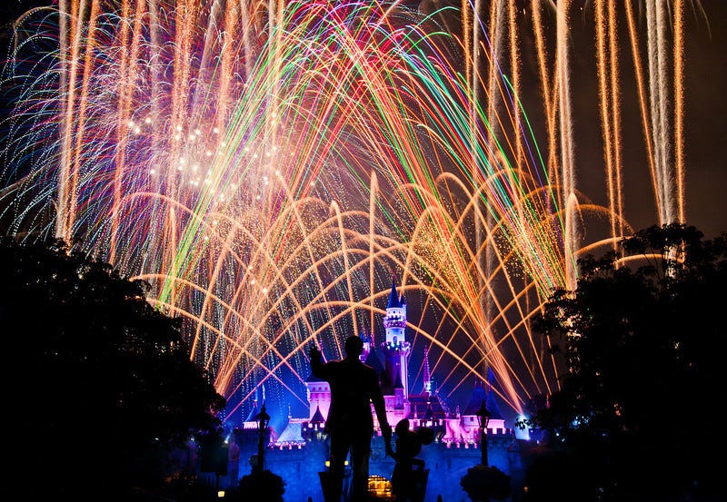 Disneyland Summer "Magical" Fireworks - Travel Caffeine