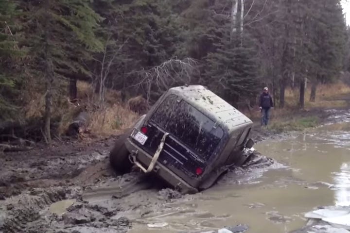 Video: Jeep Gets Stuck In Mud, Has No Option But To Go For Broke - Off Road  Xtreme