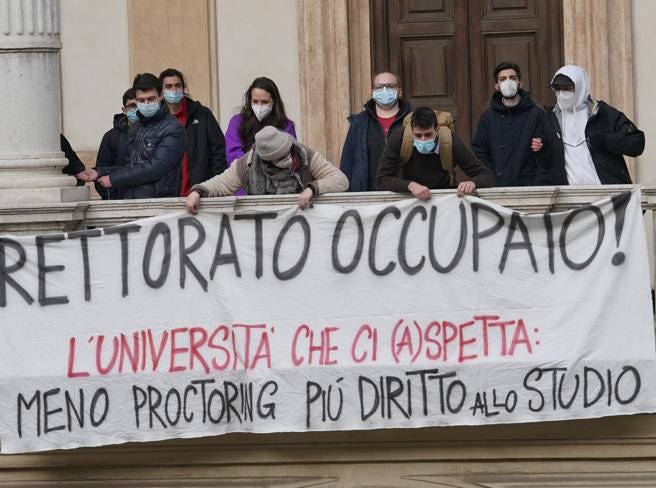 Università, occupato il Rettorato. «Con il proctoring esami online  impossibili»- Corriere.it