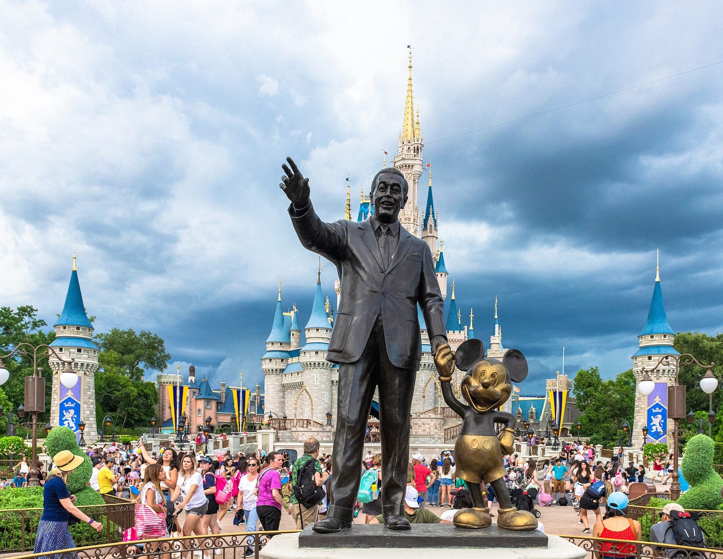 Walt Disney World Reopens as Florida's Coronavirus Cases Skyrocket ...