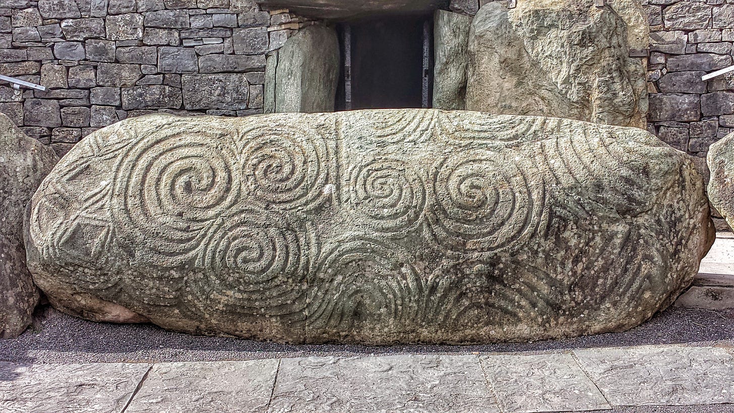 File:Newgrange entrance stone.jpg - Wikimedia Commons