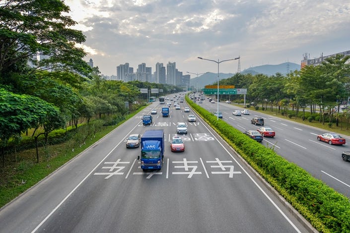 South China Province to Charge Highway Tolls by Axle, Not Weight - Caixin  Global