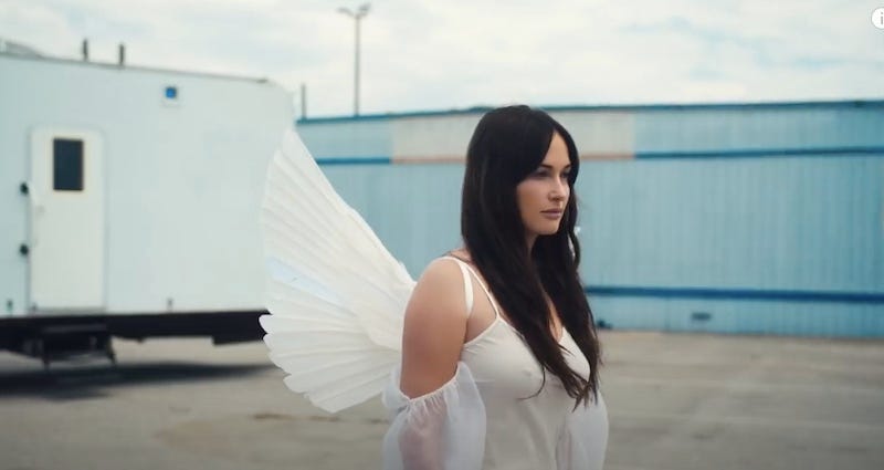 Kacey Musgraves interprets heartbreak as chaotic, glamorous fever dream  with star-crossed: One-time Austinite takes control of her own story in  film debut - Music - The Austin Chronicle