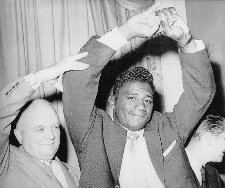 File:Cus DAmato and Floyd Patterson 1960.jpg