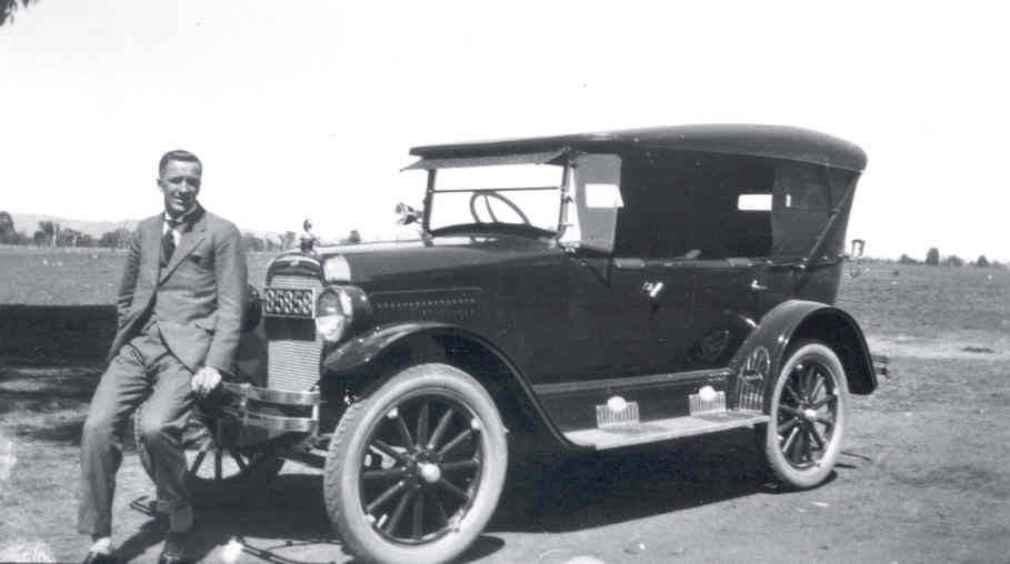 1925 Overland touring