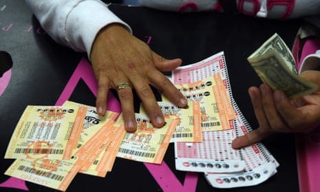 There have been 40 drawings of the Powerball jackpot without a winner since 3 August.