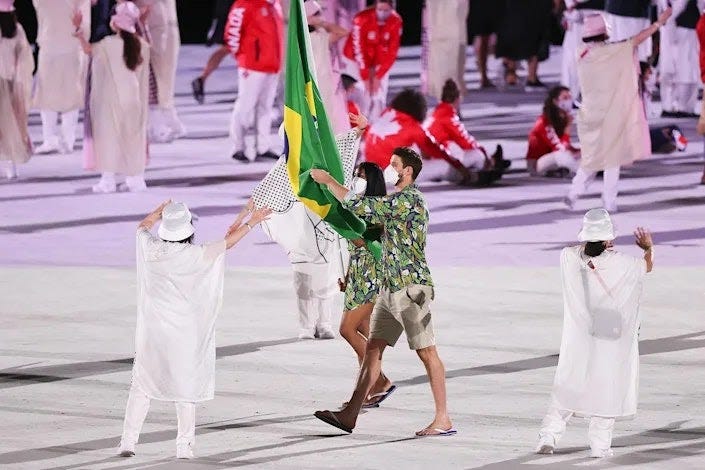 <p>Not only did they dance their way into the stadium, the delegates from Brazil also wore tropical button-downs! </p>