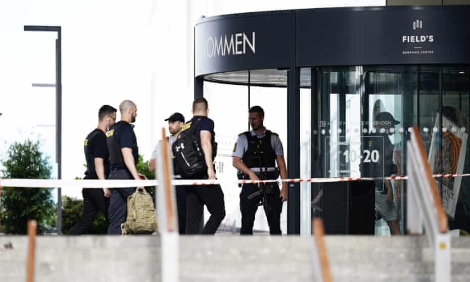 Police at the shopping centre