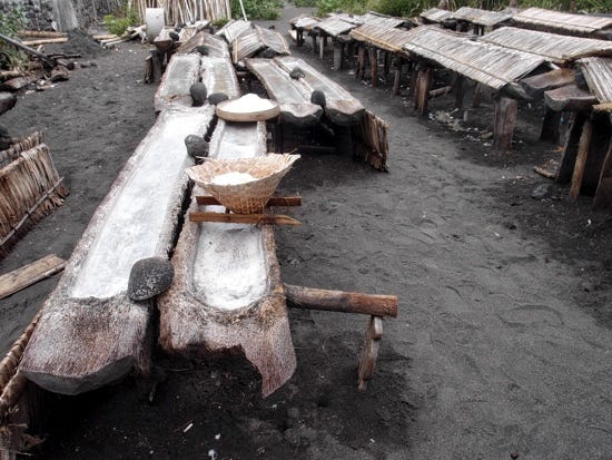 ISLANDS: Kusamba salt making