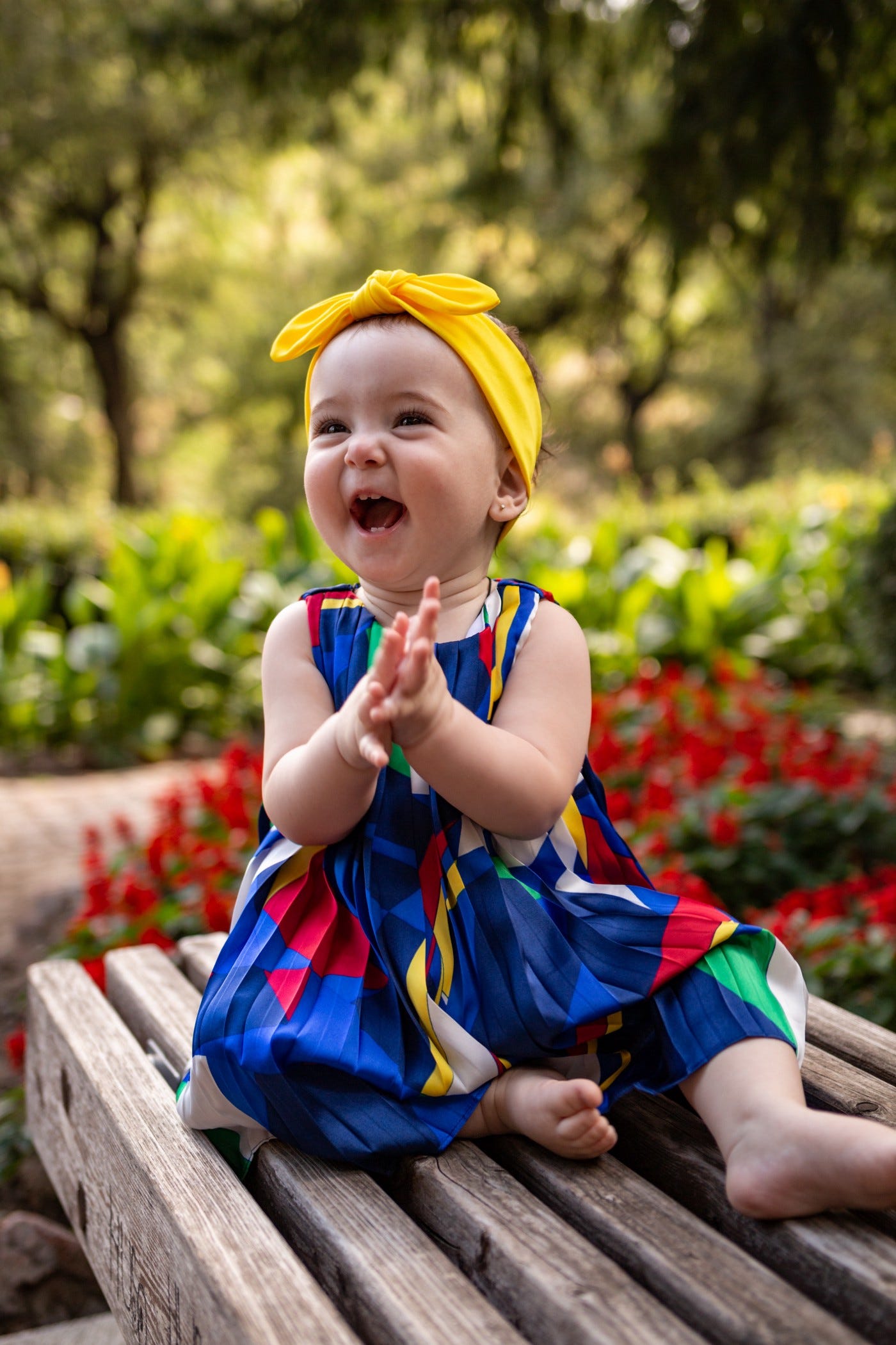 A baby clapping A baby clapping