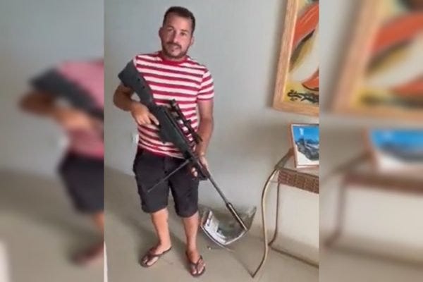 Foto colorida de um homem armado que ameaça o presidente Lula - Metrópoles