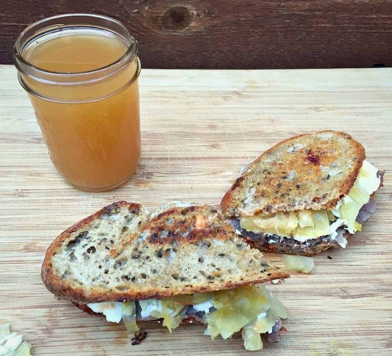 https://www.growforagecookferment.com/wp-content/uploads/2016/03/reuben-sandwich-hard-cider-800x727.jpg