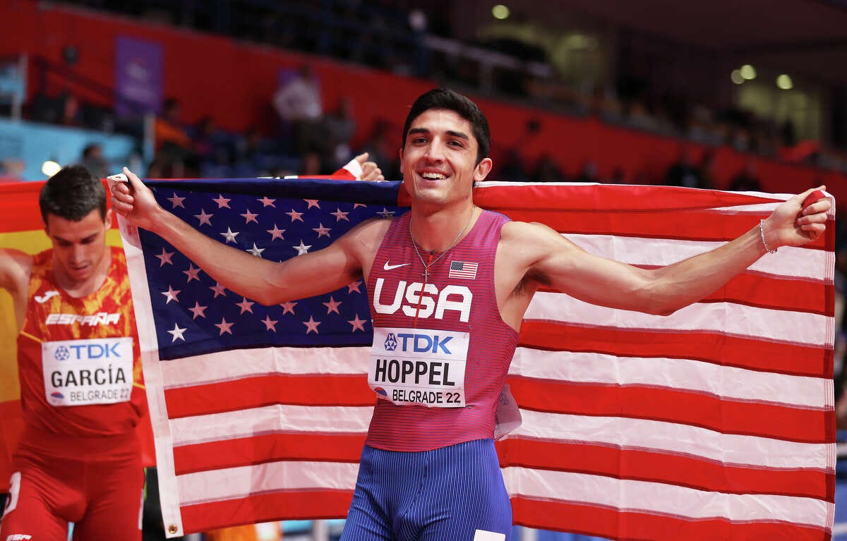 TRACK: Hoppel places 3rd in 800 indoor world championship