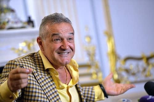 De ce te enervează Becali