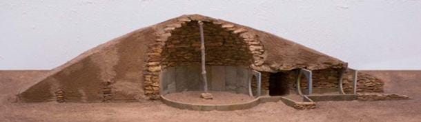 A model of a tomb characteristic of the prehistoric site at Los Millares.