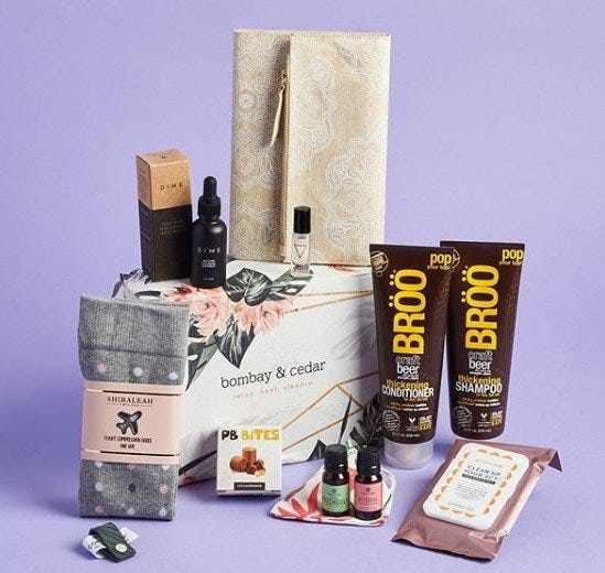 Bombay & Cedar Box showing products of the Premium gift box