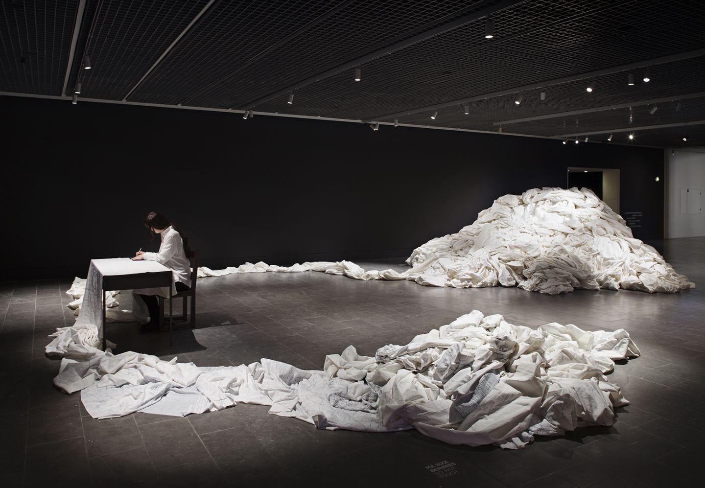 Museum Voorlinden: Shilpa Gupta 'Where do I begin' - World Art Foundations