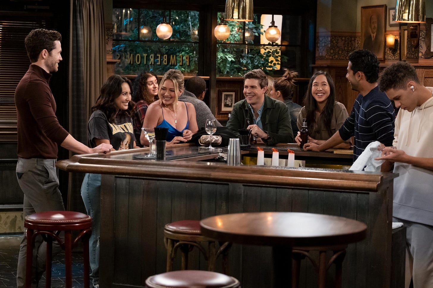 How I Met Your Father&#39; reimagines beloved series