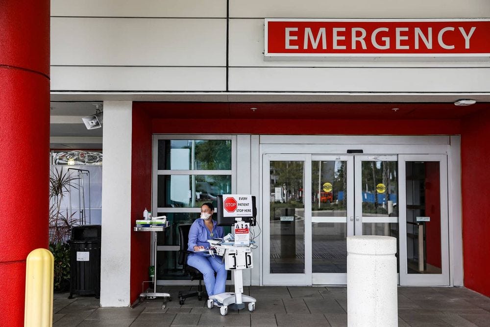 Photo of the entrance to an emergency room.