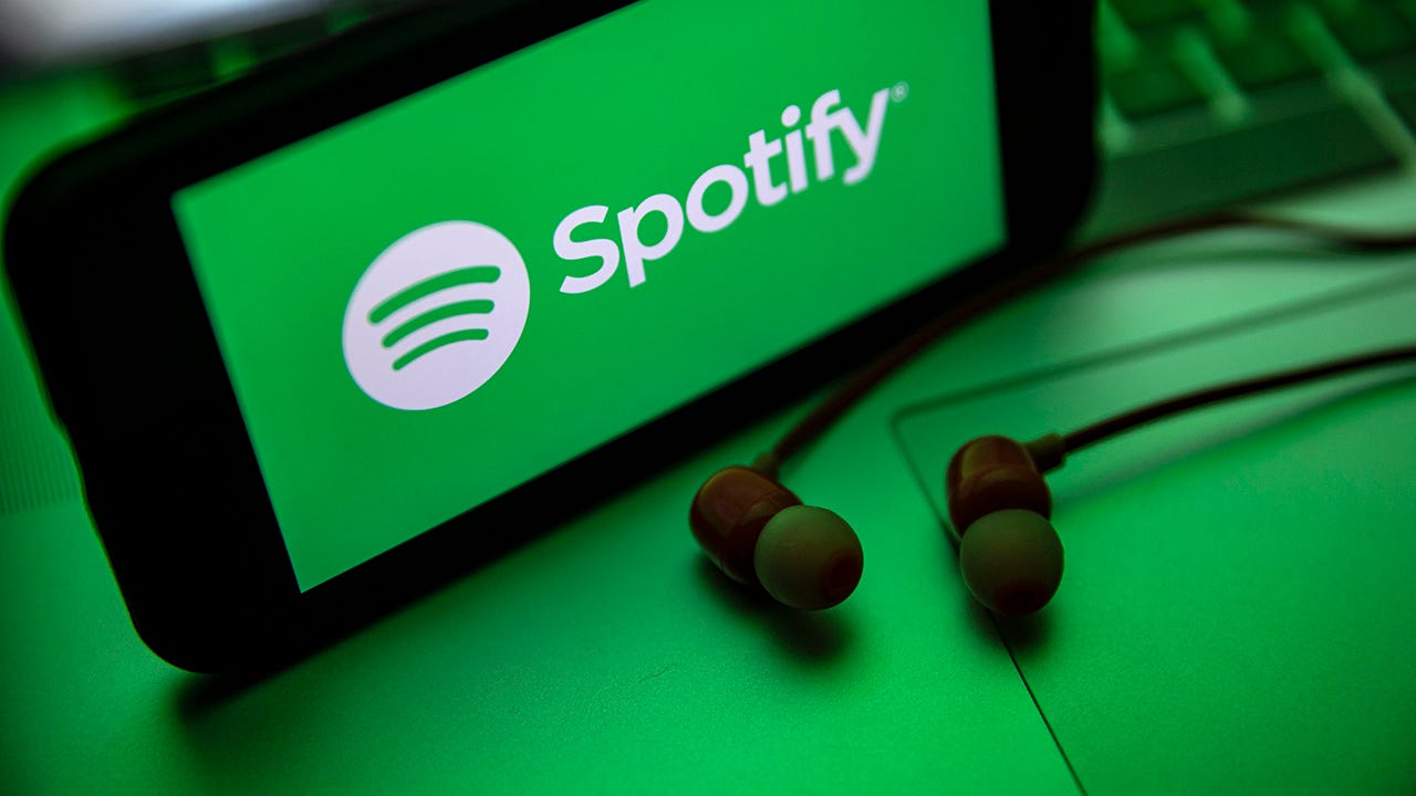 Spotify returns after outage causes disruption | Fox Business