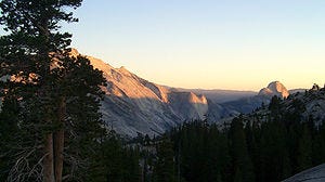 English: A view over Yosemite off California S...