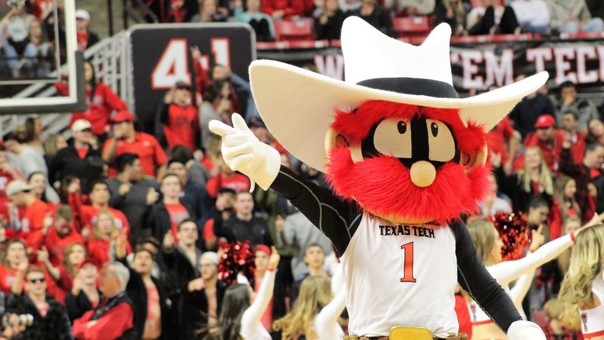 Raider Red takes the crown for first time in National Championship