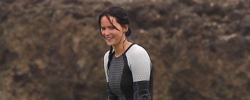 Catching Fire On Set - Katniss-Peeta.com