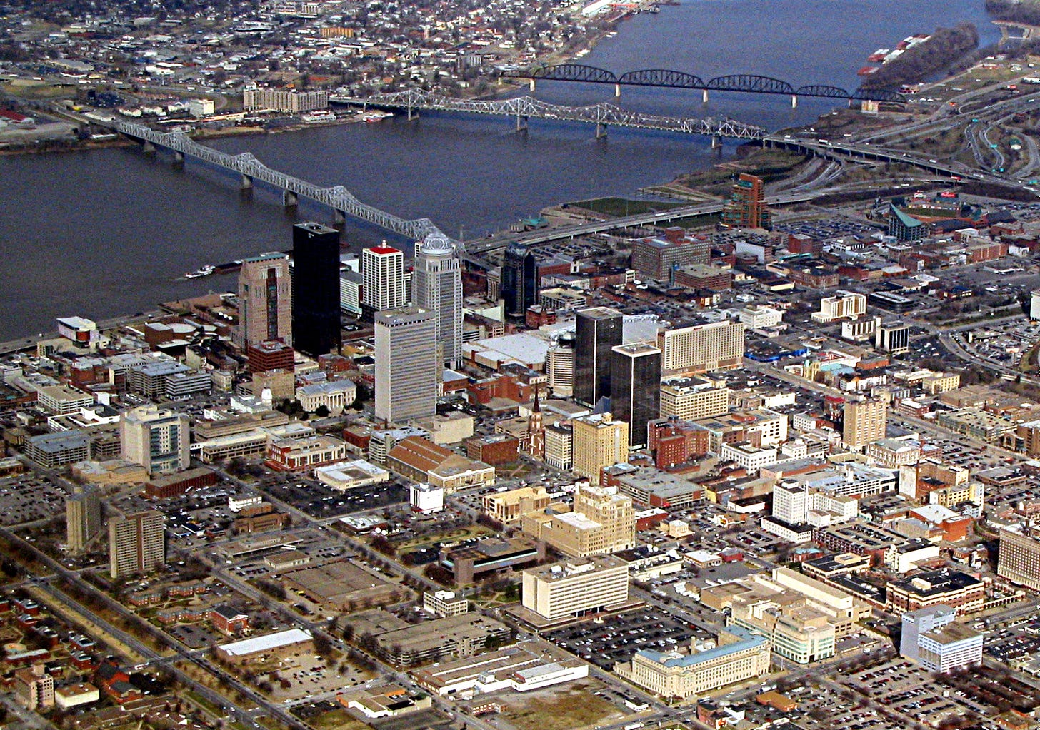 File:Downtown Louisville, Kentucky.jpg - Wikimedia Commons