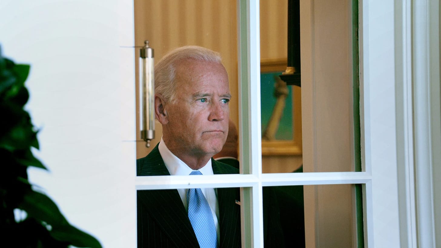 Photo of &#39;sad Joe Biden&#39; staring out a window sparks hilarious memes