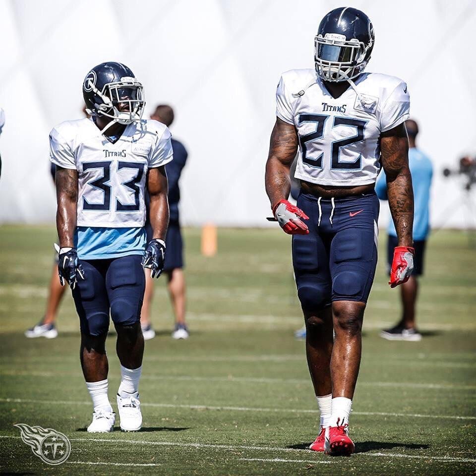 Darren Rovell on Twitter: &quot;ICYMI: Dion Lewis &amp; Derrick Henry at Titans  practice yesterday. They both play running back.… &quot;