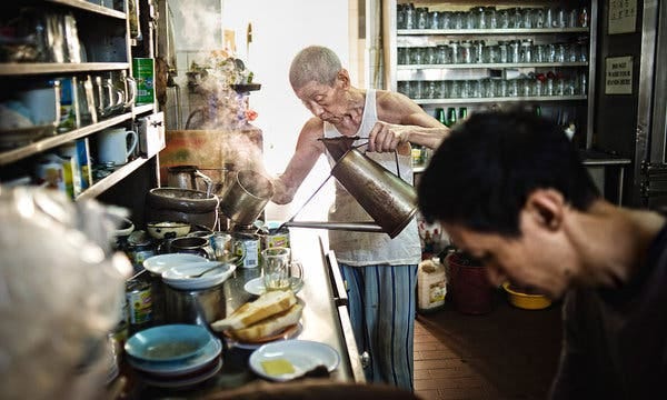 In Singapore, Drinking in the Kopitiam Experience - The New York Times