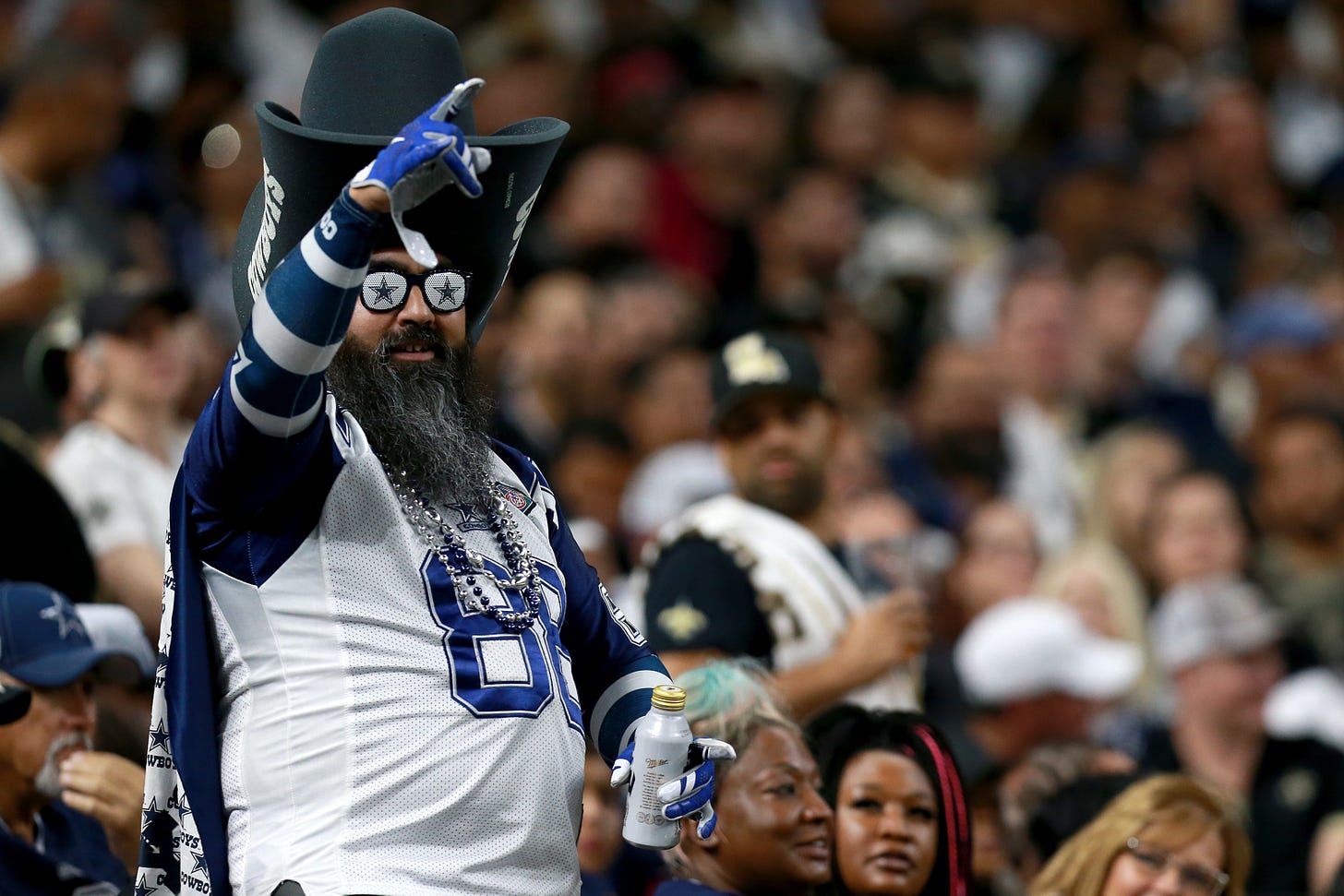 Dallas Cowboys fan could be 2019 FanSided Sports Fan of the Year