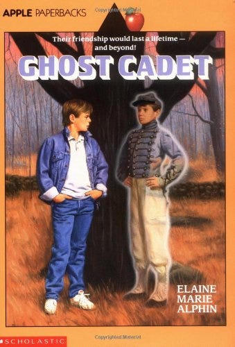 Ghost Cadet (Apple Paperbacks): Alphin, Elaine Marie: 9780590452441: Books  - Amazon