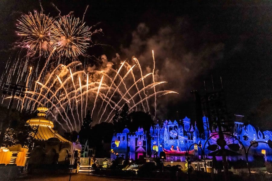 Catch 'Disneyland Forever' Fireworks, 'Main Street Electrical Parade'  Before their Limited-Time Runs End Sept. 1 | Disney Parks Blog