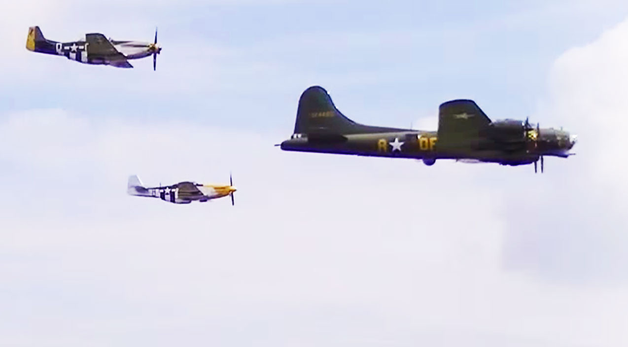 B-17 Flying Fortress Escorted By Her Favorite Team Of P-51 Mustangs - World  War Wings