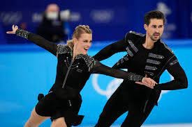 WATCH: Madison Hubbell and Zachary Donohue: Exes on ice | WAVY.com