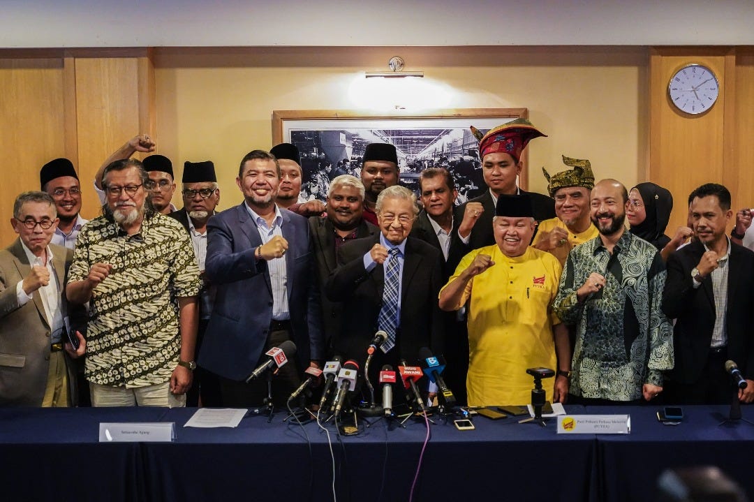 Pemimpin GTA Bersih Dari Jenayah – Tun Mahathir – Pejuang Tanahair