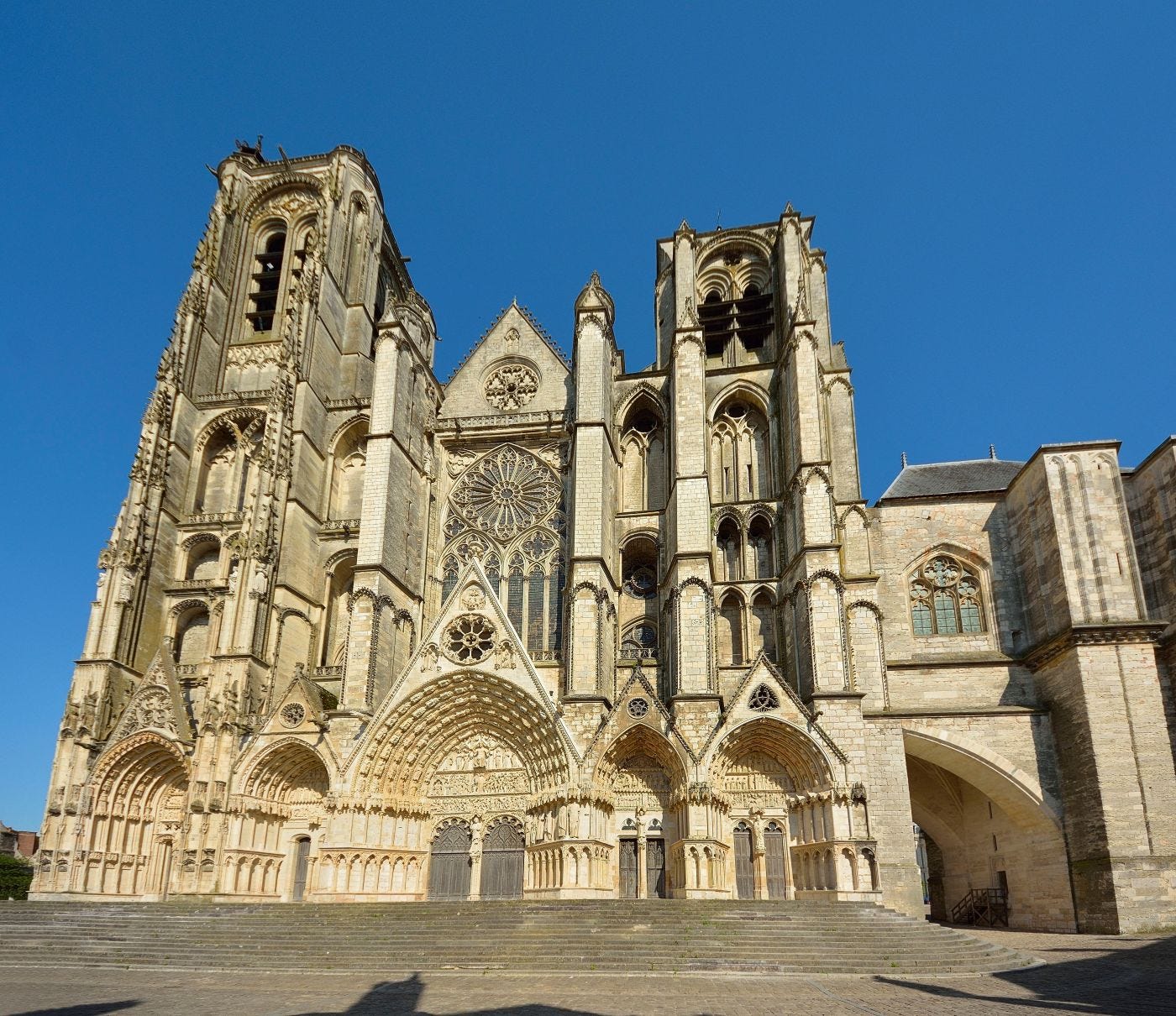 Bourges — Wikipédia