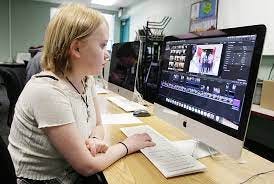 Legally blind student has innate vision for video editing | The Verde  Independent | Cottonwood, AZ