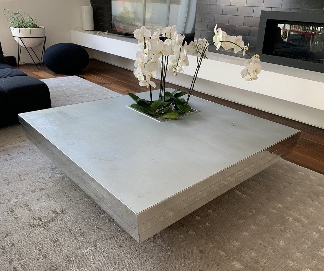 Large Coffee table by Pierre Cardin - 2