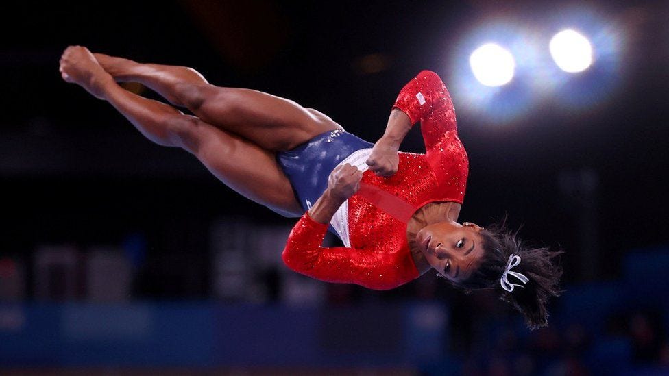 Simone Biles: What are the twisties in gymnastics? - BBC News